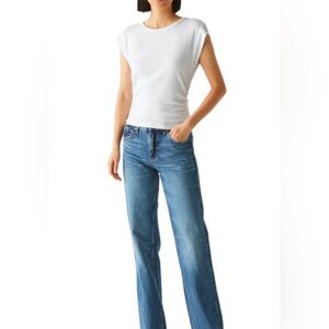 Pretty NWOT Michael Stars capped sleeves ruched waist tee!